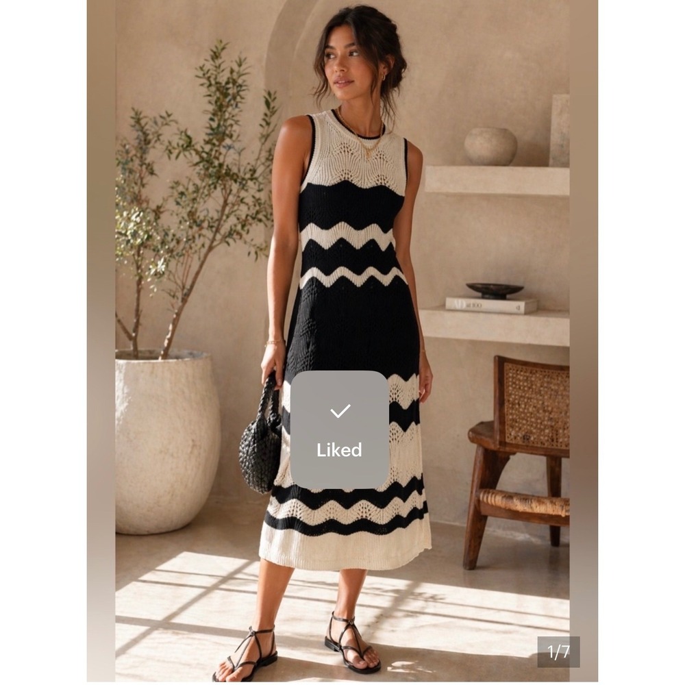 Gap Crochet Knit Midi Dress Medium Black & Cream Chevron
100% Cotton Boho